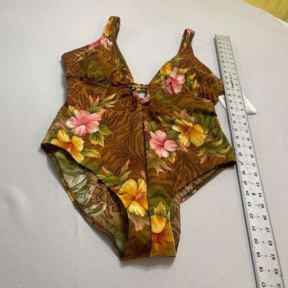 NWT Sun Streak By Newport News Floral One Piece Bathing Suit Swimsuit Plus 20W - Picture 3 of 8
